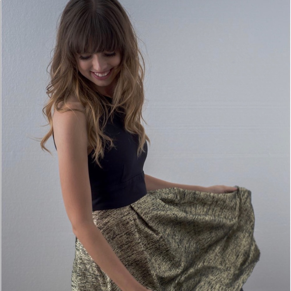 Meet your Posher, Danielle